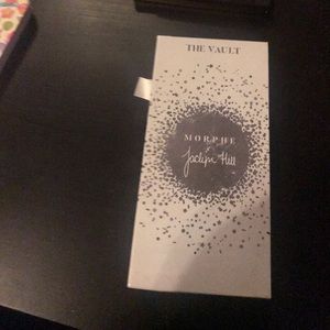 Jaclyn hill the vault